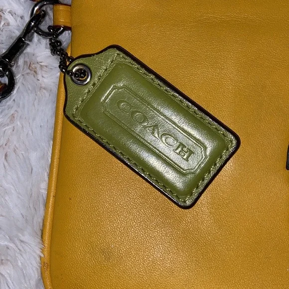 COACH RARE WOOLLY MAMMOTH WRISTLET EUC - Picture 4 of 15